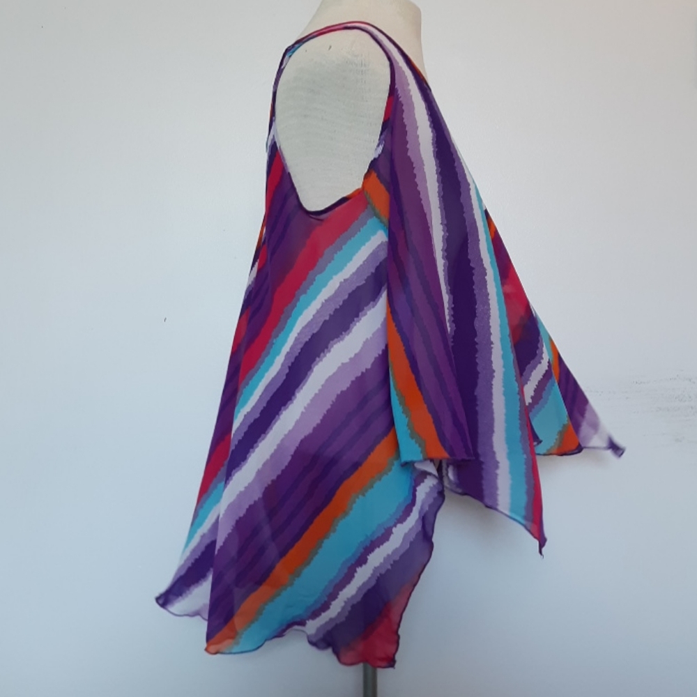 Top - Picture 3 of 4